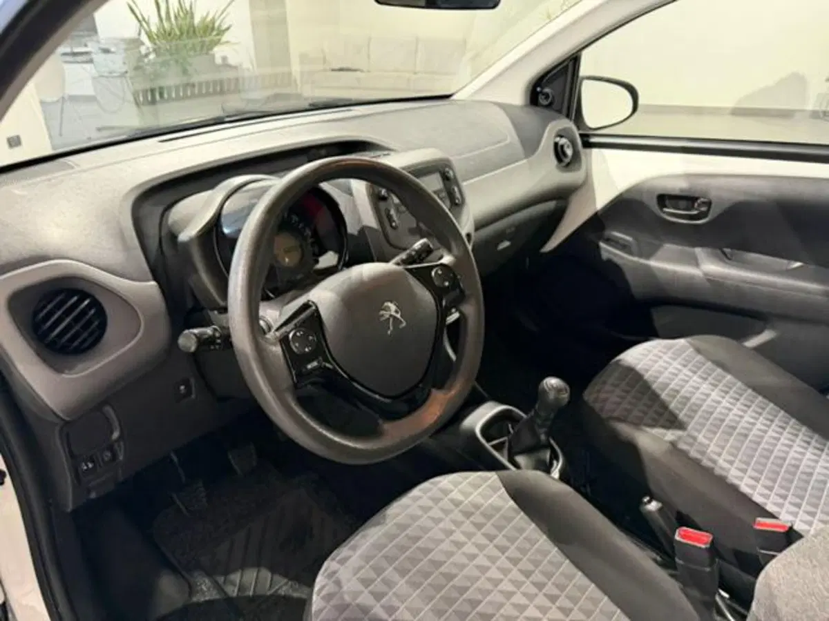 Peugeot 108 usata a Salerno (10)