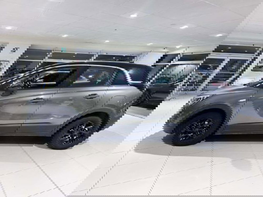 Opel Crossland X usata a Savona (3)