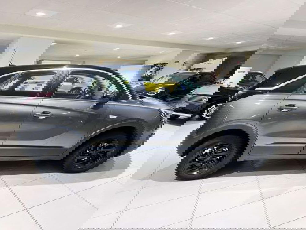 Opel Crossland X usata a Savona (7)