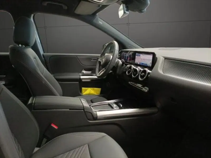 Mercedes-Benz Classe B usata a Milano (10)