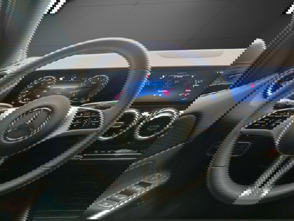 Mercedes-Benz Classe B usata a Milano (13)