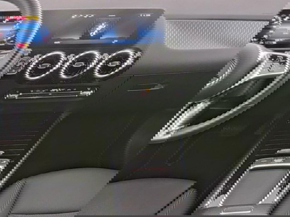 Mercedes-Benz Classe B usata a Milano (7)