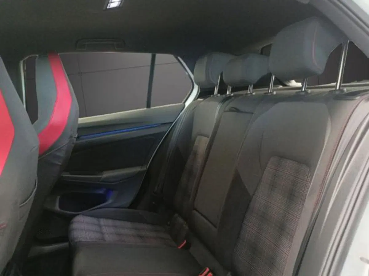 Volkswagen Golf usata a Milano (12)