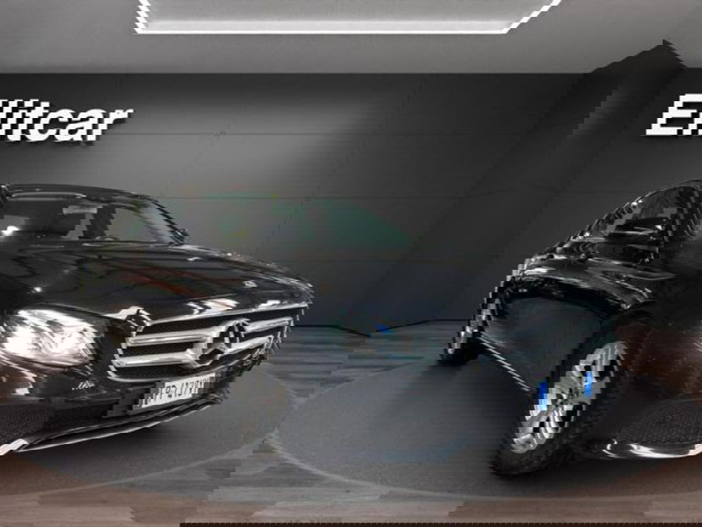 Mercedes-Benz Classe E usata a Milano (3)