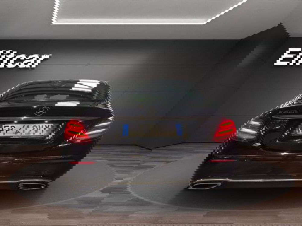 Mercedes-Benz Classe E usata a Milano (5)