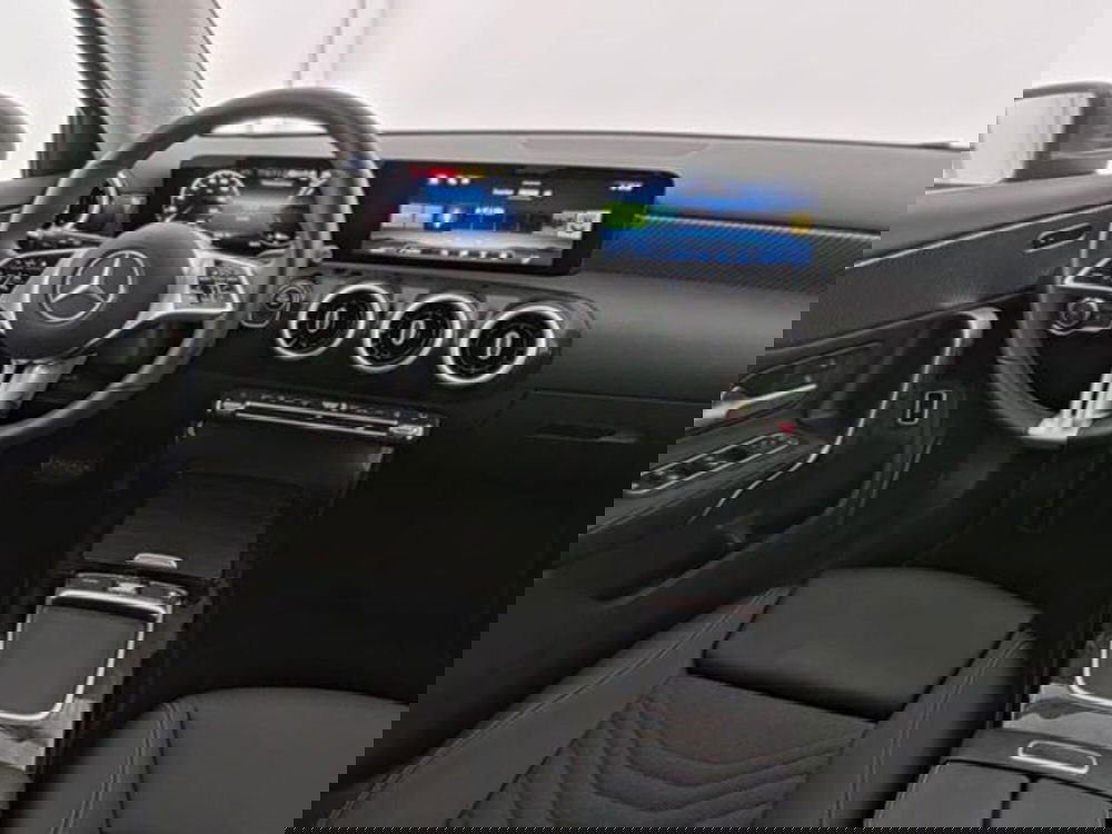 Mercedes-Benz Classe A Sedan usata a Milano (5)