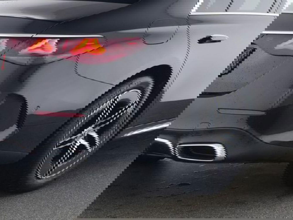 Mercedes-Benz Classe E usata a Milano (10)