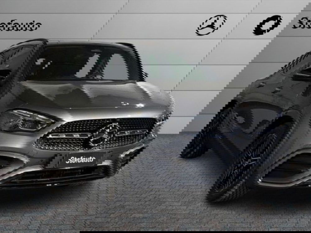 Mercedes-Benz GLA SUV nuova a Bologna