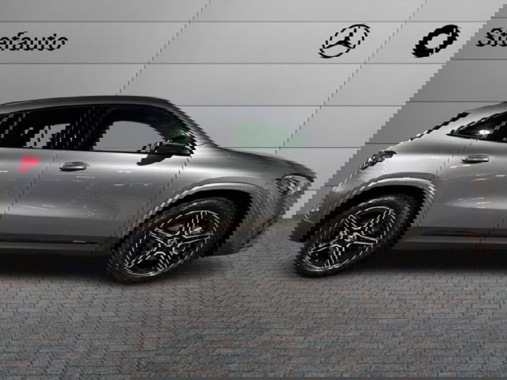 Mercedes-Benz GLA SUV nuova a Bologna (2)