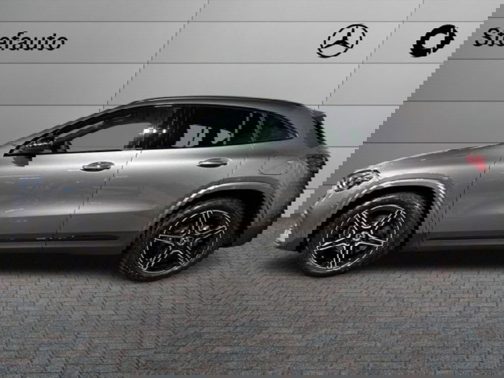 Mercedes-Benz GLA SUV nuova a Bologna (3)