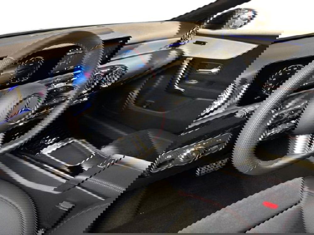 Mercedes-Benz Classe A nuova a Bologna (11)