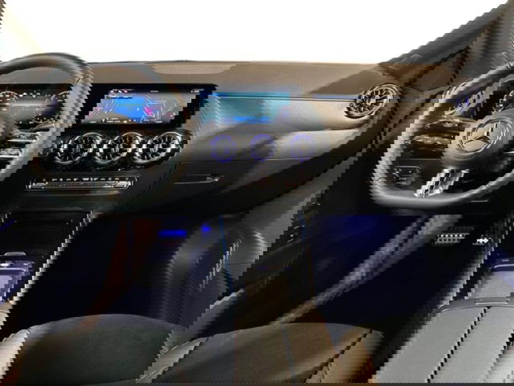 Mercedes-Benz GLA SUV nuova a Bologna (13)