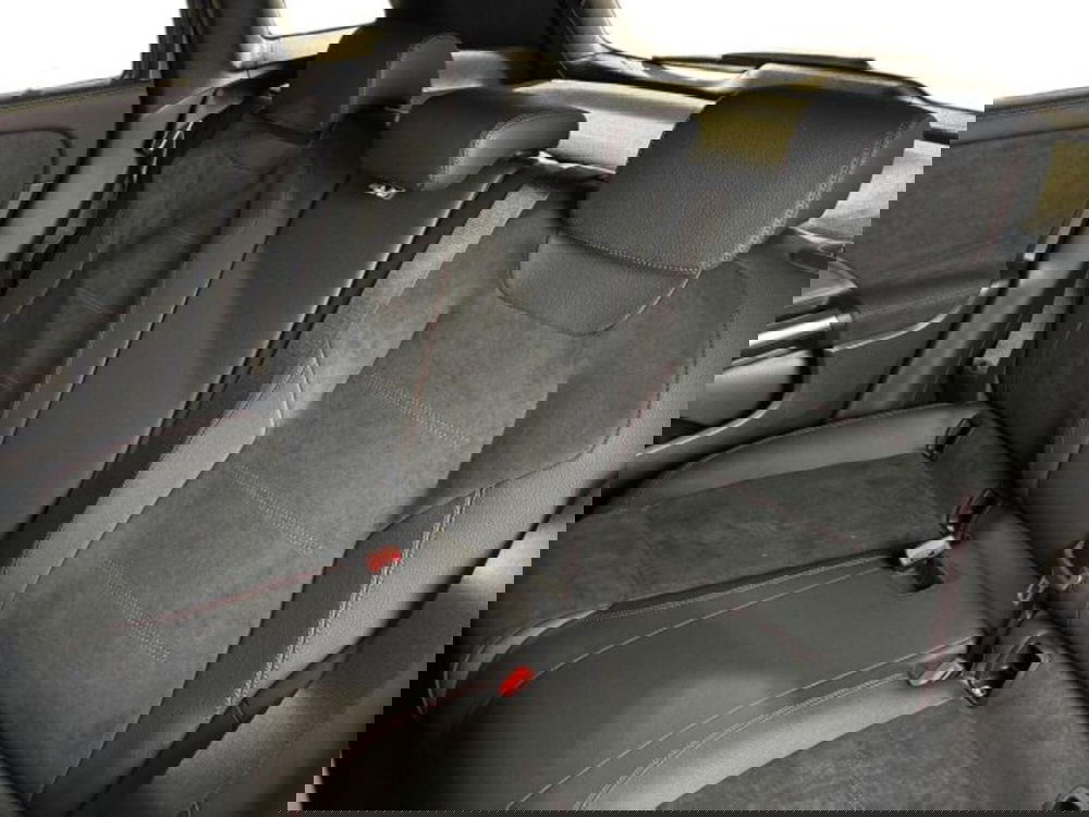 Mercedes-Benz GLA SUV nuova a Bologna (9)