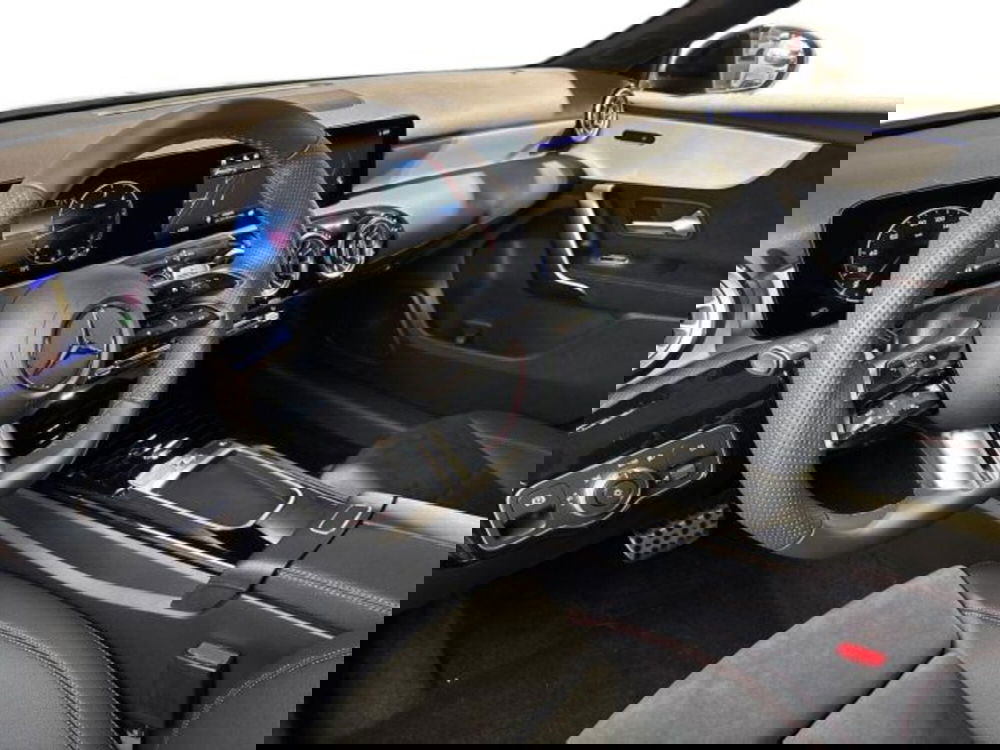 Mercedes-Benz Classe A nuova a Bologna (11)