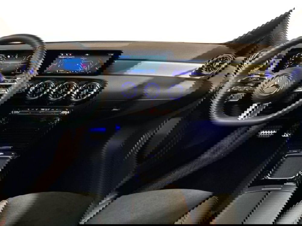 Mercedes-Benz Classe A nuova a Bologna (13)