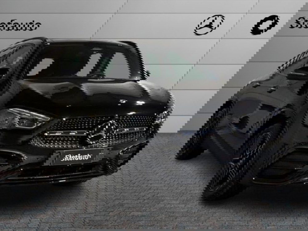 Mercedes-Benz GLA SUV nuova a Bologna