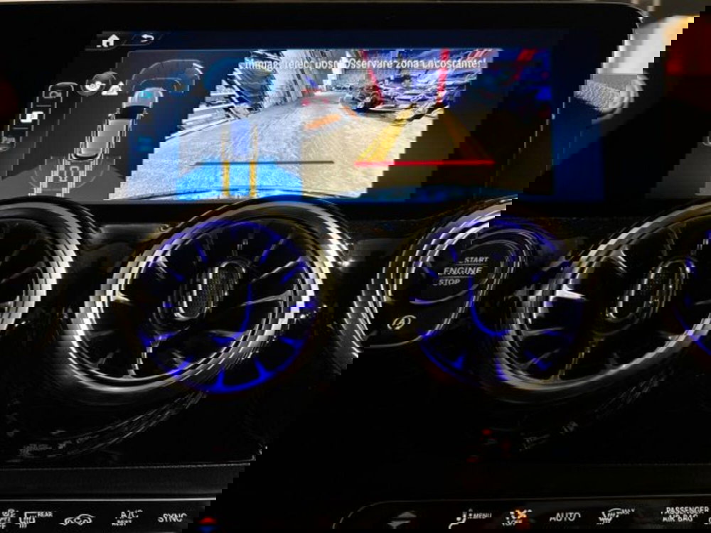 Mercedes-Benz GLA SUV nuova a Bologna (12)