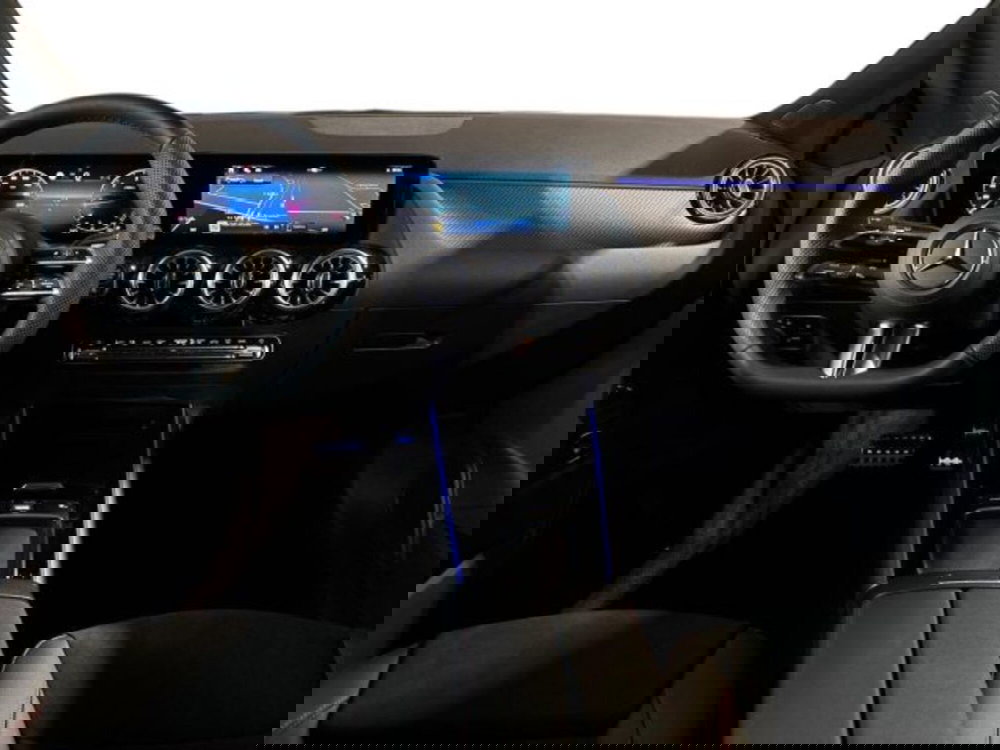 Mercedes-Benz GLA SUV nuova a Bologna (13)