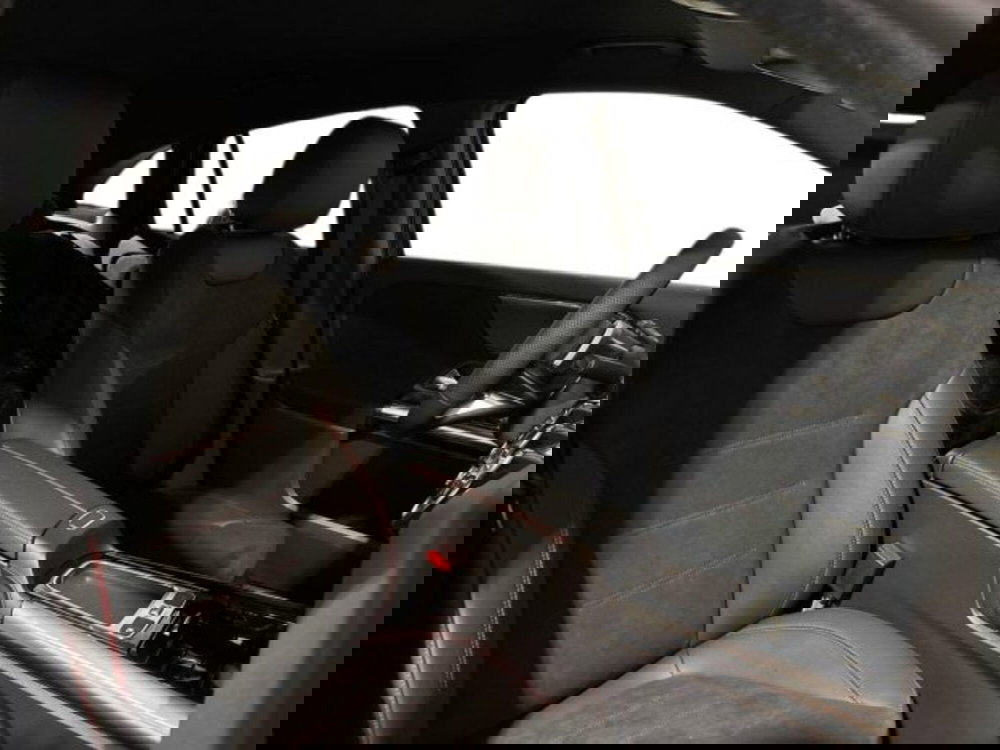 Mercedes-Benz GLA SUV nuova a Bologna (16)