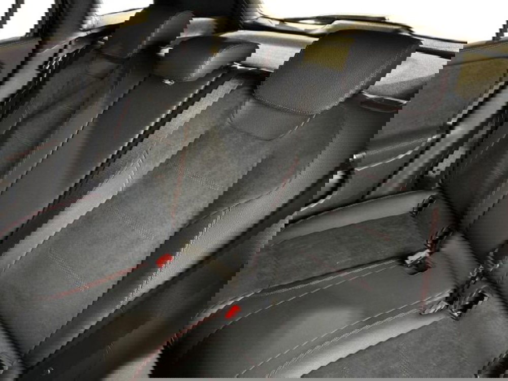 Mercedes-Benz GLA SUV nuova a Bologna (9)