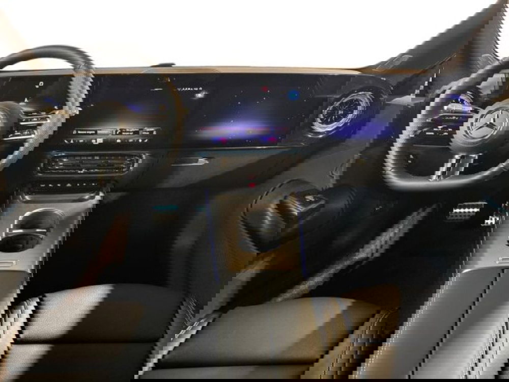 Mercedes-Benz CLA EQ nuova a Bologna (13)