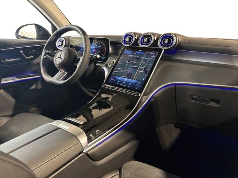Mercedes-Benz GLC nuova a Bologna (15)