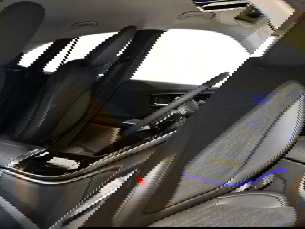 Mercedes-Benz GLC nuova a Bologna (16)