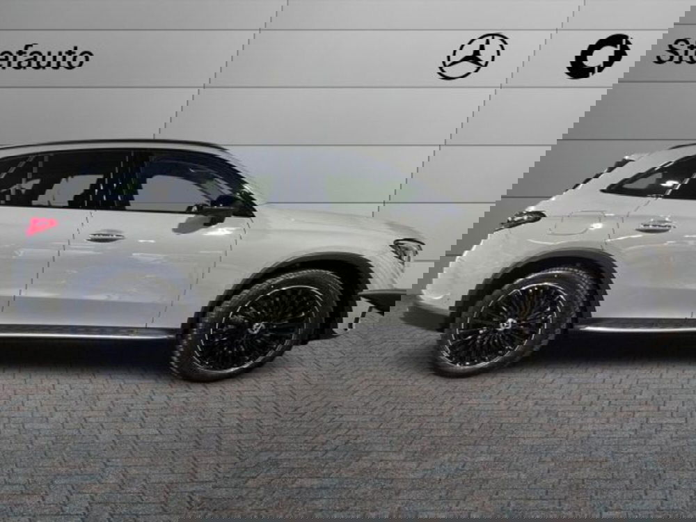 Mercedes-Benz GLC nuova a Bologna (2)