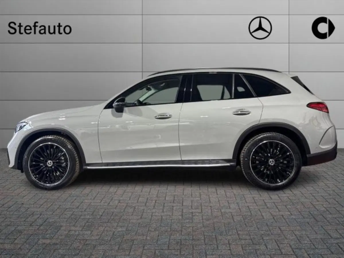 Mercedes-Benz GLC nuova a Bologna (3)