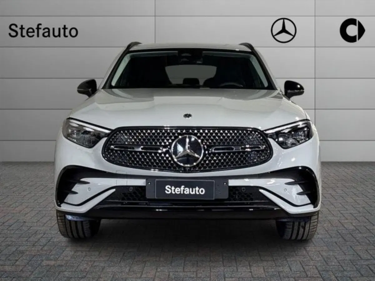 Mercedes-Benz GLC nuova a Bologna (4)