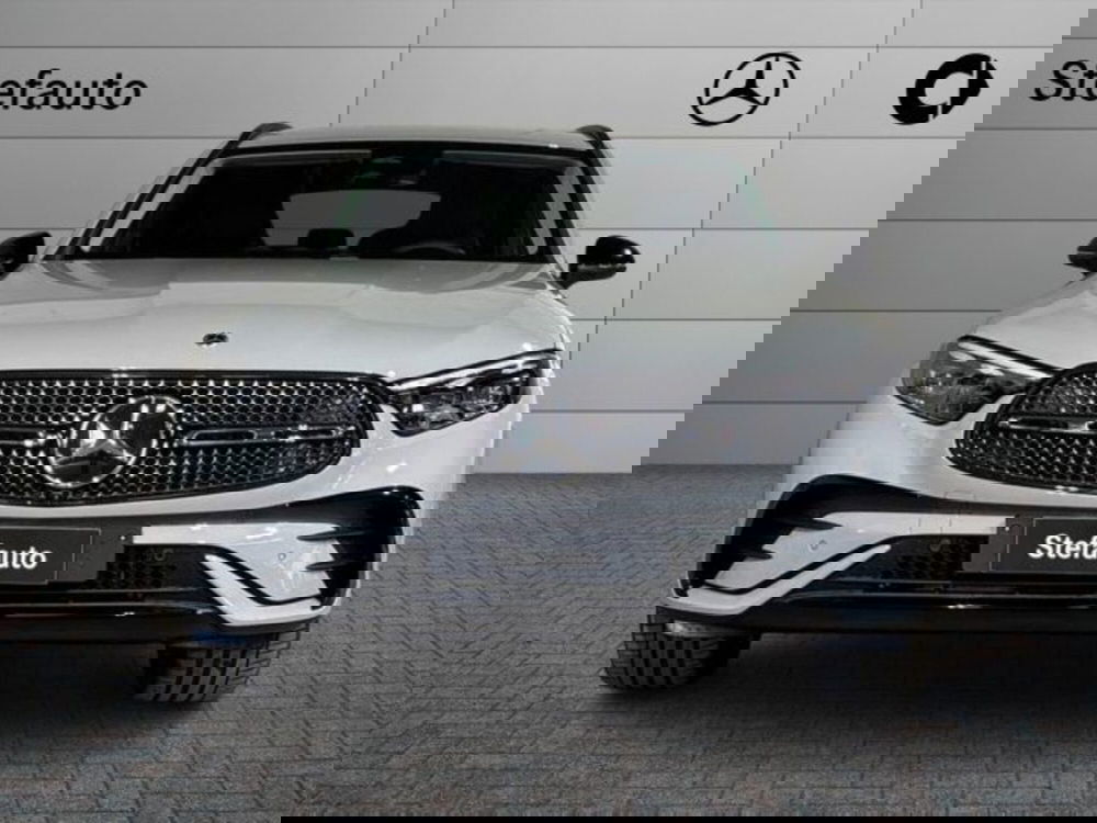 Mercedes-Benz GLC nuova a Bologna (4)