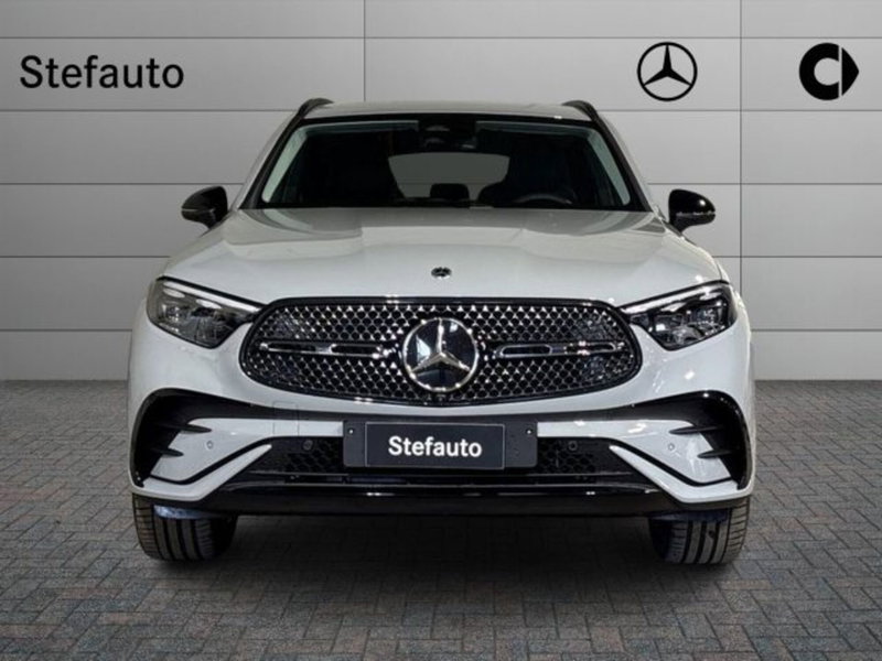 Mercedes-Benz GLC nuova a Bologna (4)