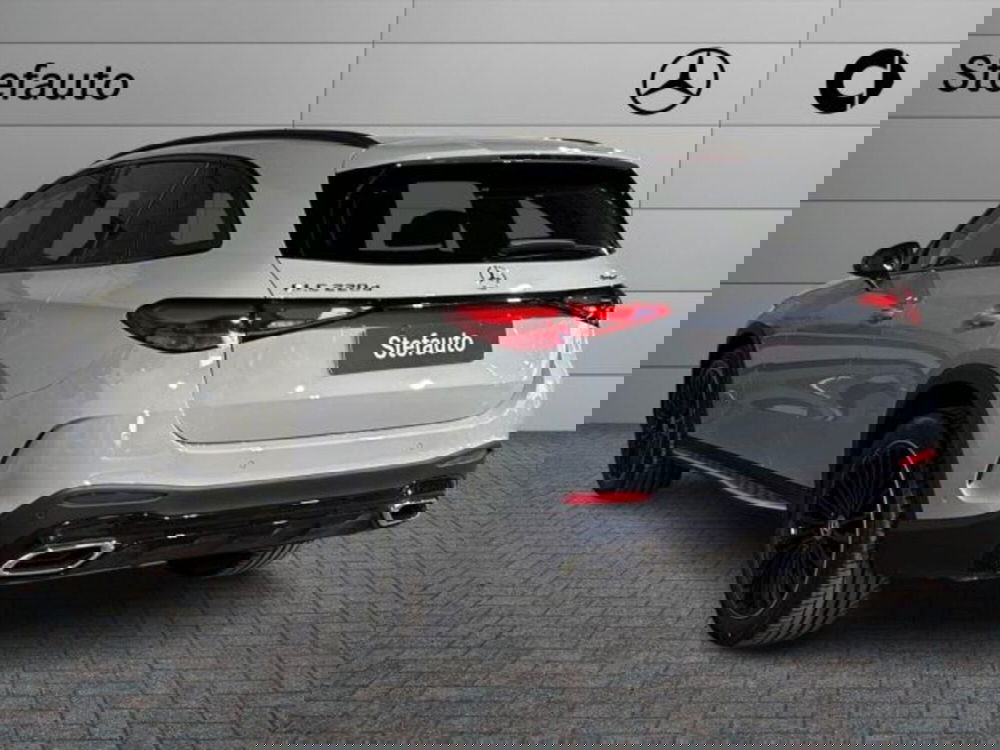 Mercedes-Benz GLC nuova a Bologna (5)