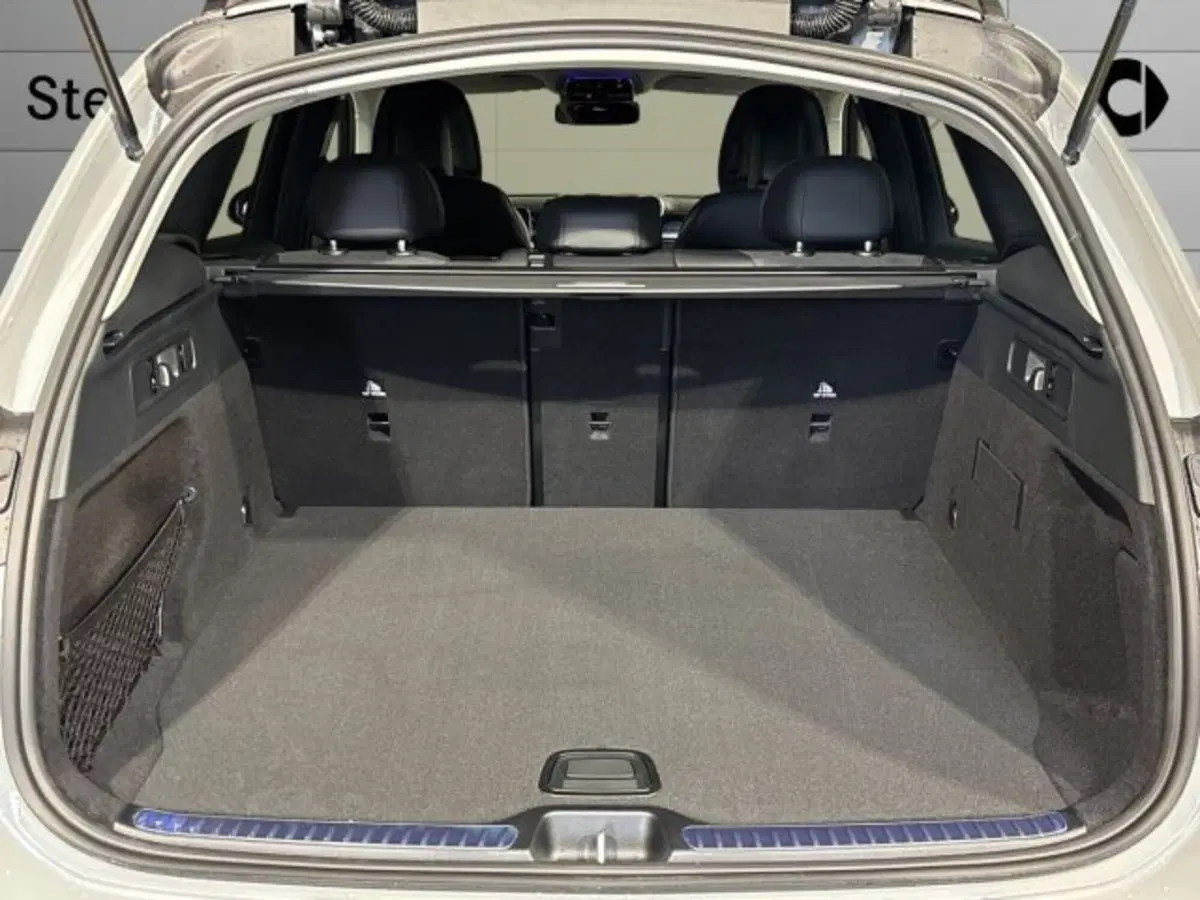 Mercedes-Benz GLC nuova a Bologna (7)