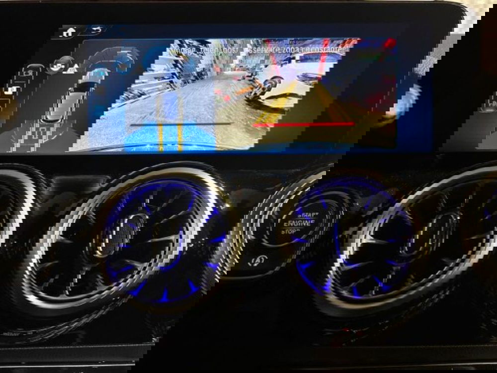 Mercedes-Benz GLA SUV nuova a Bologna (12)