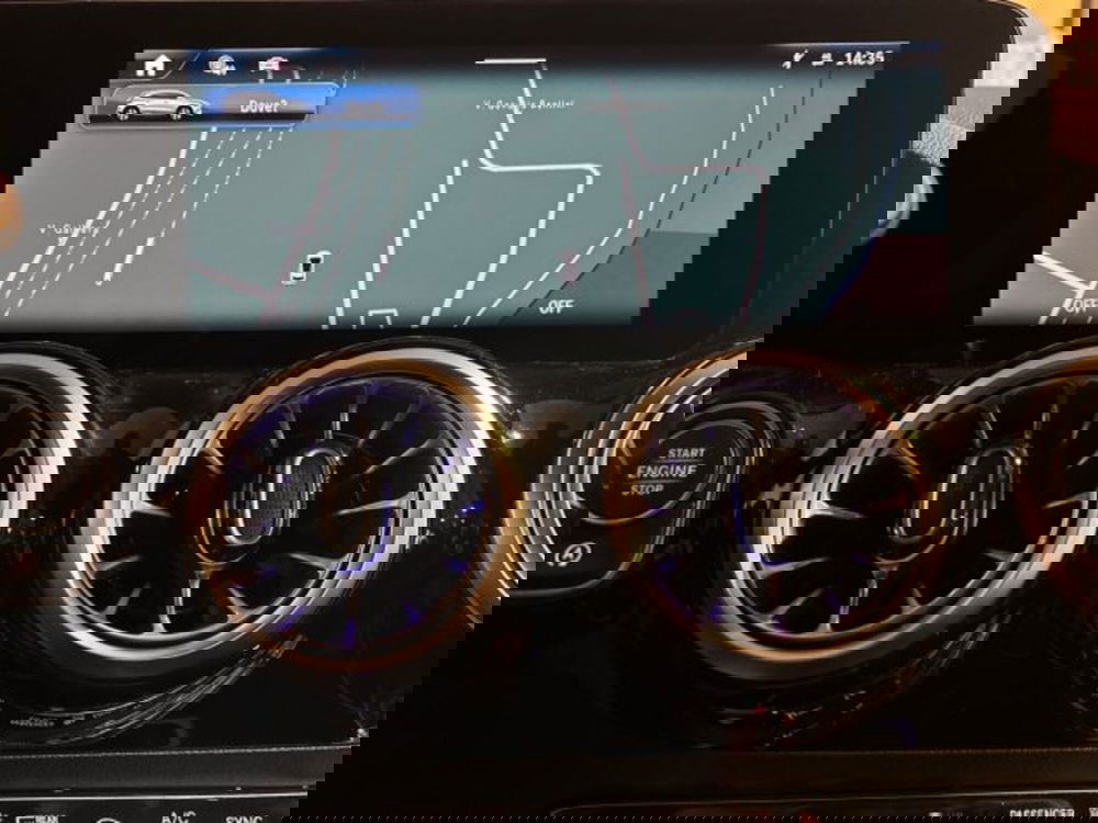 Mercedes-Benz GLA SUV nuova a Bologna (17)