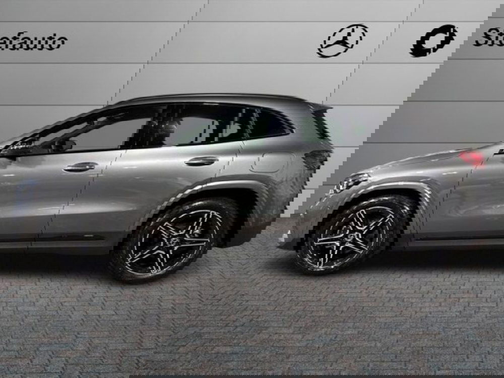 Mercedes-Benz GLA SUV nuova a Bologna (3)