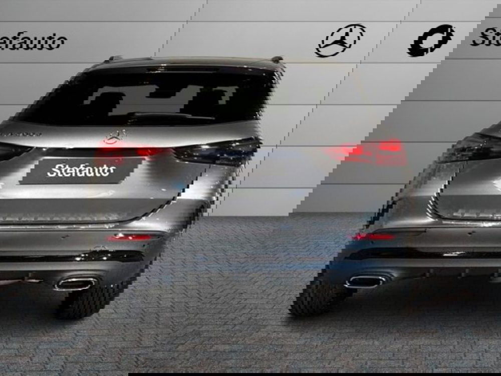 Mercedes-Benz GLA SUV nuova a Bologna (6)