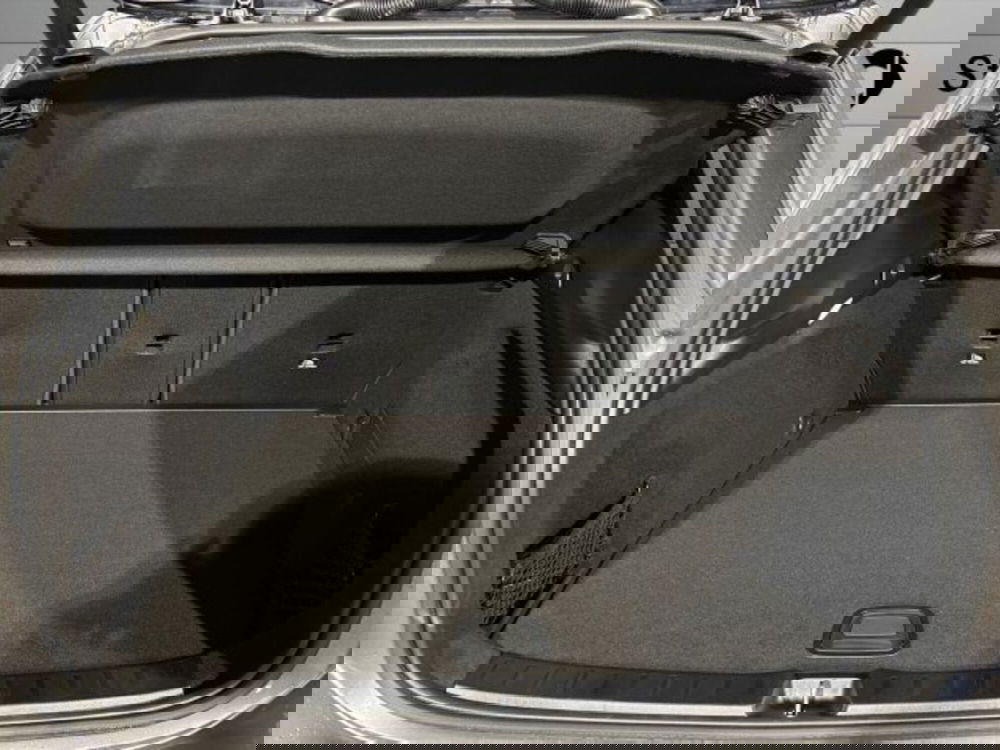 Mercedes-Benz GLA SUV nuova a Bologna (7)