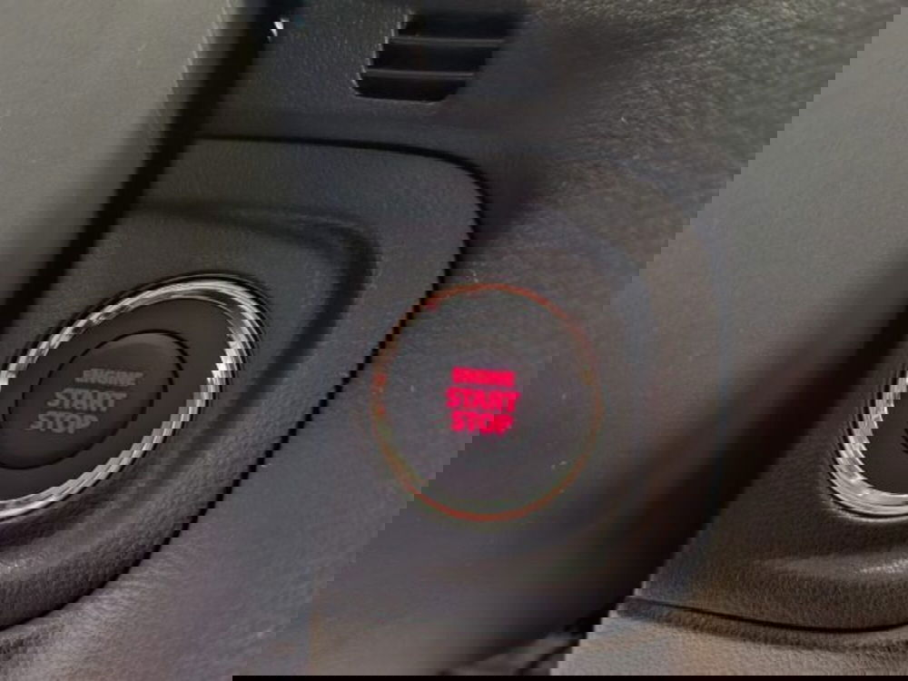 Suzuki Vitara nuova a Reggio Emilia (14)