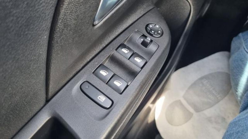 Opel Corsa usata a Savona (14)