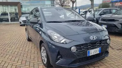 Hyundai i10 1.0 GPL Econext Advanced del 2022 usata a Savona