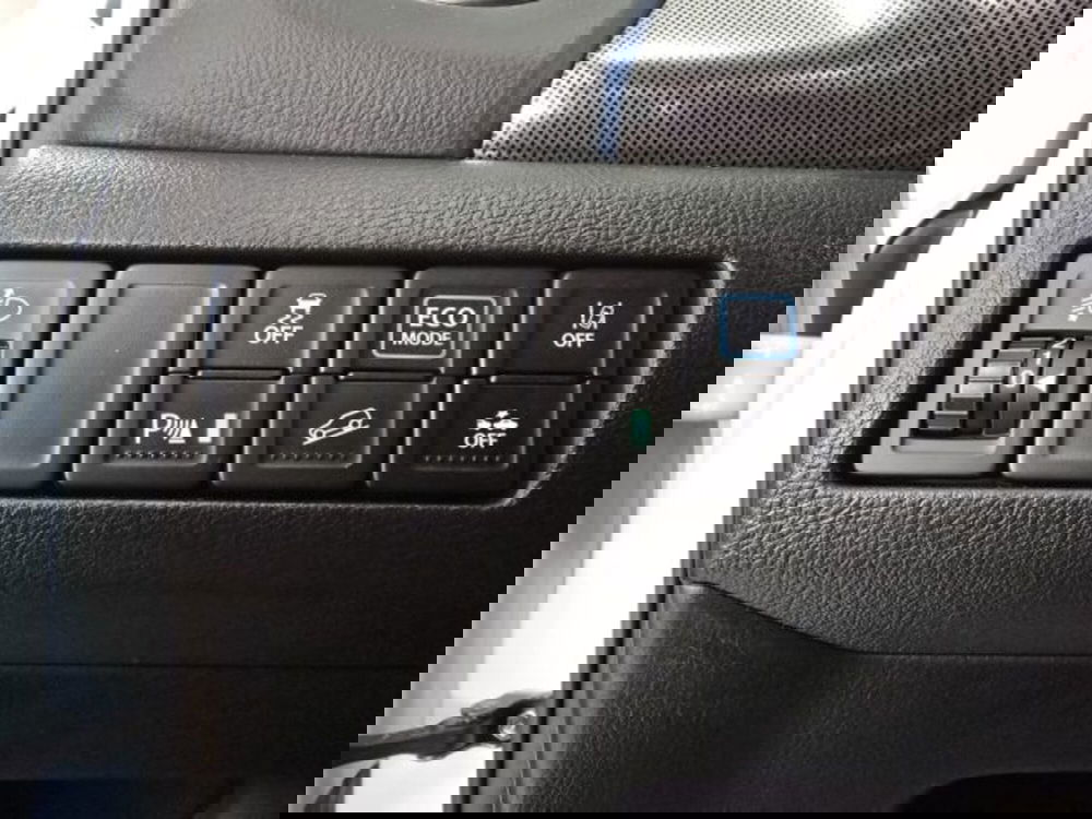 Suzuki Vitara nuova a Reggio Emilia (18)