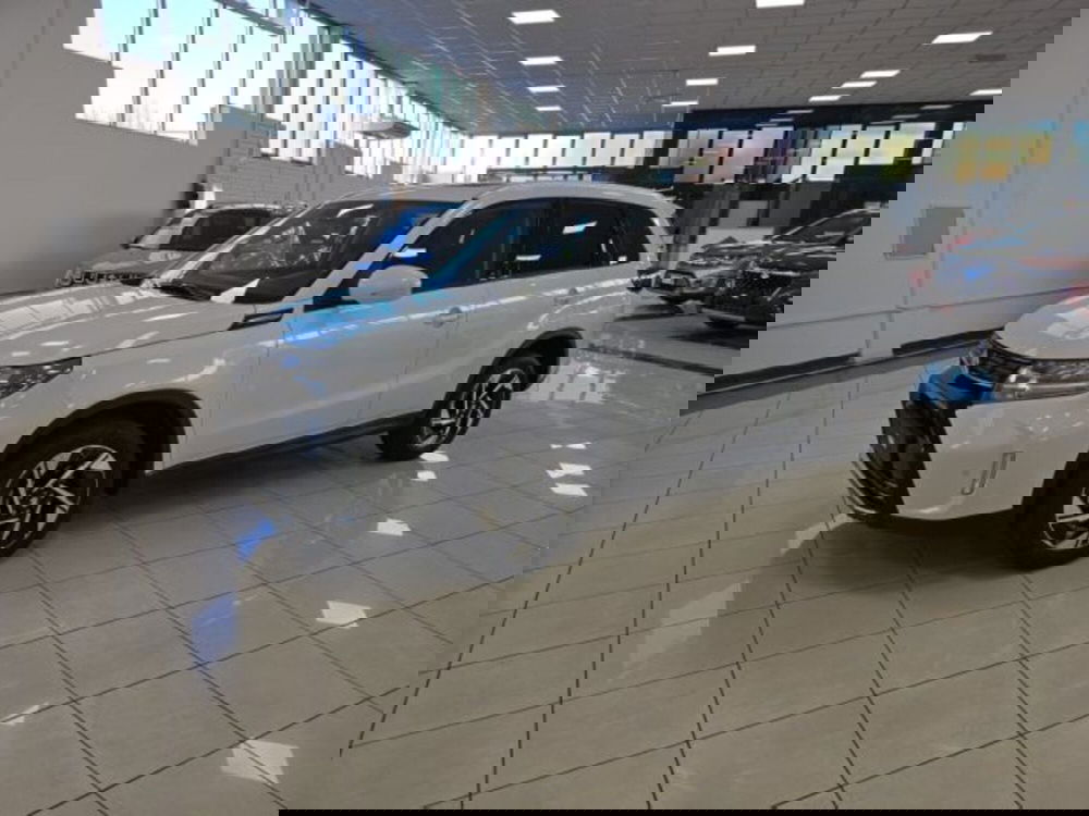 Suzuki Vitara nuova a Reggio Emilia (2)