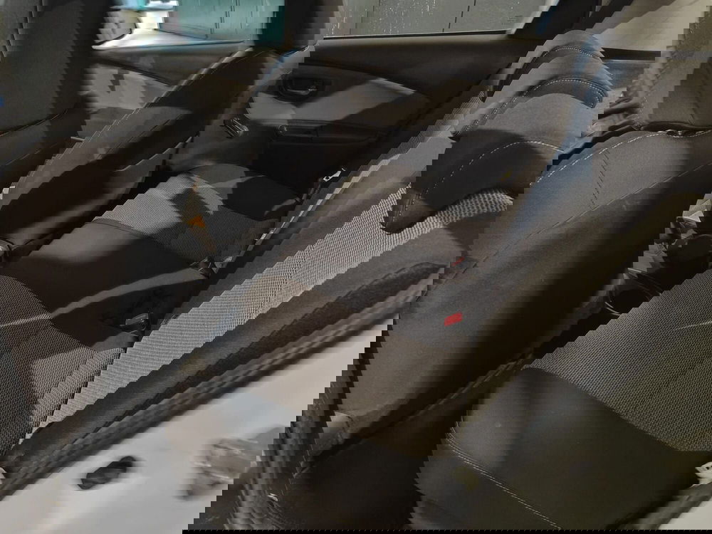 Toyota Yaris usata a Milano (12)