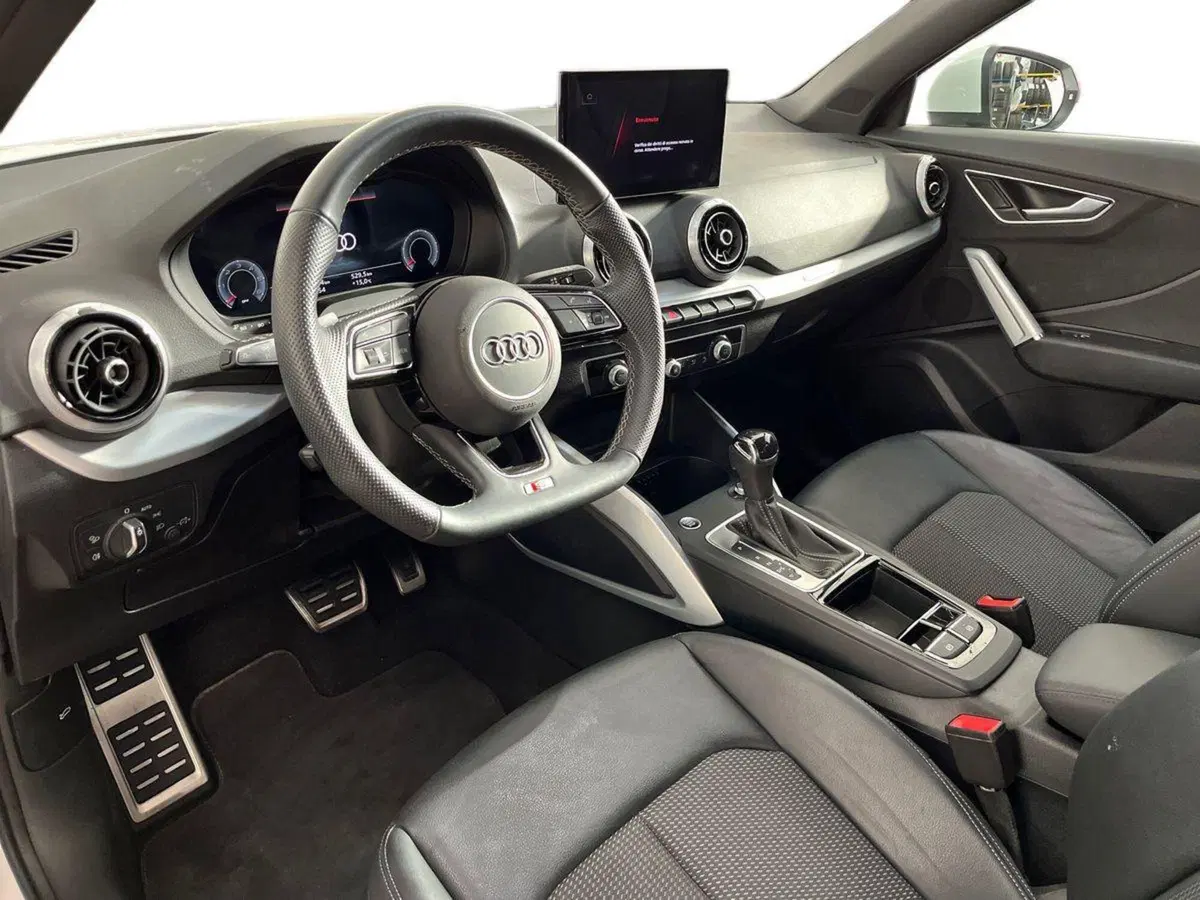 Audi Q2 usata a Bari (10)