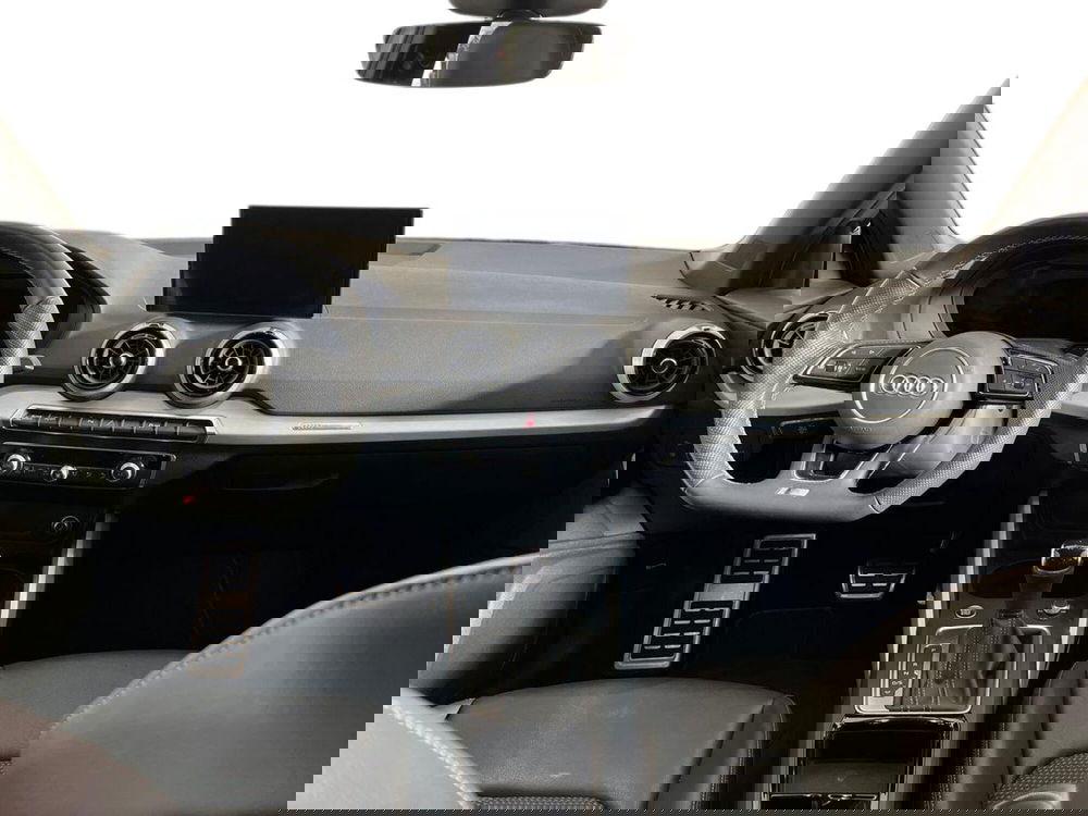 Audi Q2 usata a Bari (8)