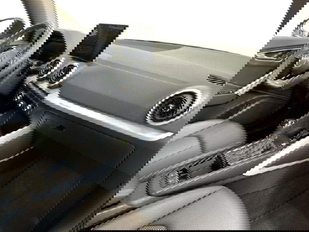 Audi Q2 usata a Bari (9)