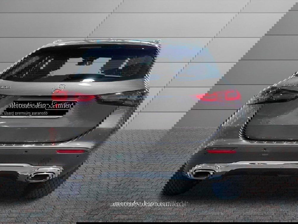 Mercedes-Benz GLA SUV usata a Rimini (4)