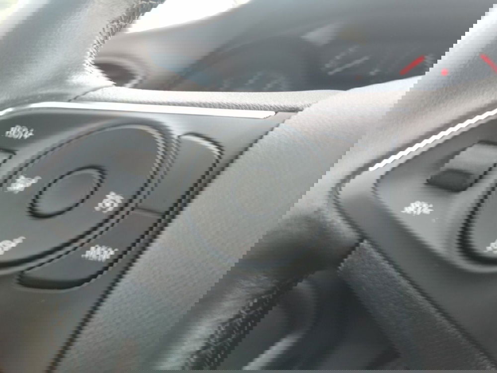 Opel Crossland usata a Taranto (16)